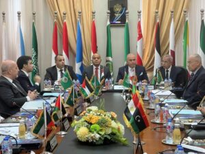 تامر رئيسا للجنة تطوير النظم والتشريعات وإعادة الهيكلية اضافة الى مهامه كرئيس للمجلس التنفيذي للأكاديمية العربية للعلوم